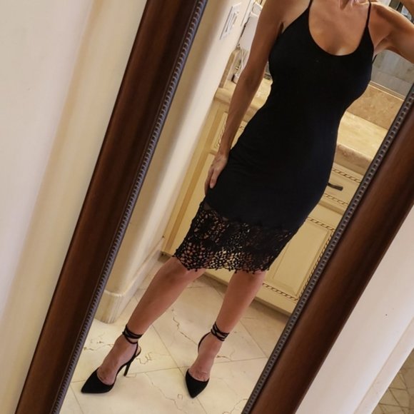 Blanc Dresses & Skirts - Blanc crochet bottom mesh dress, S.